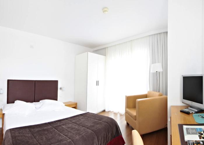 Hotel Aimia