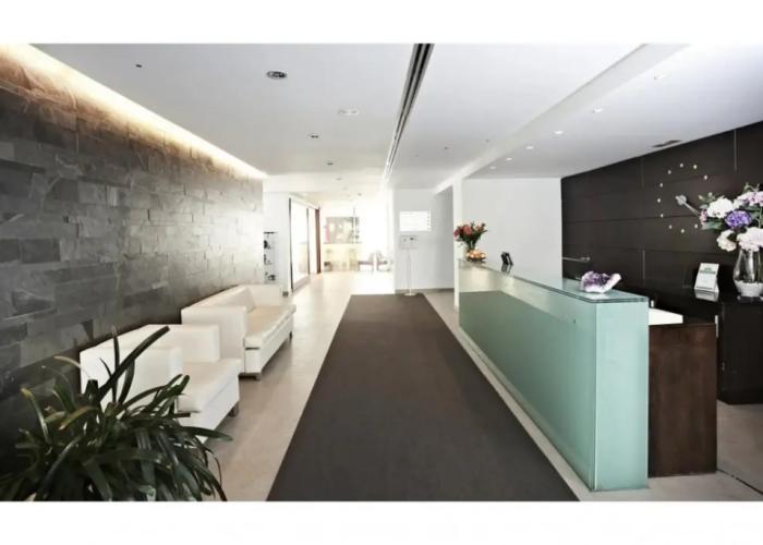 Hotel Aimia