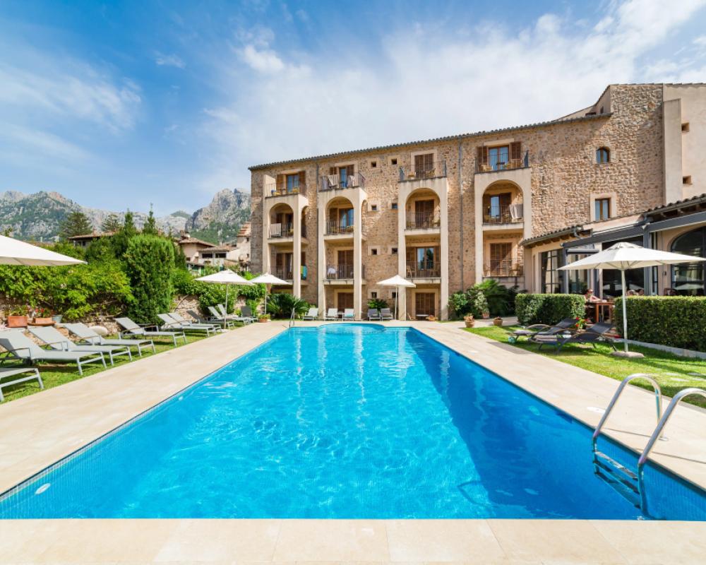 фото Hotel Ca'l Bisbe
