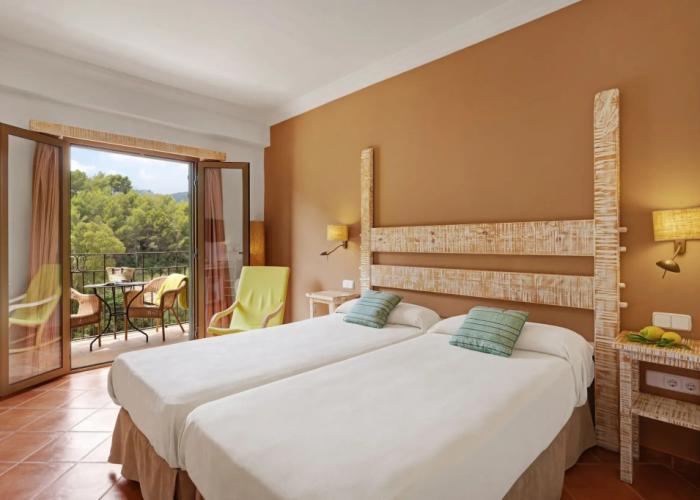 Hotel Es Port