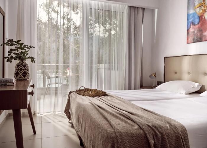 Troulis Aparthotel
