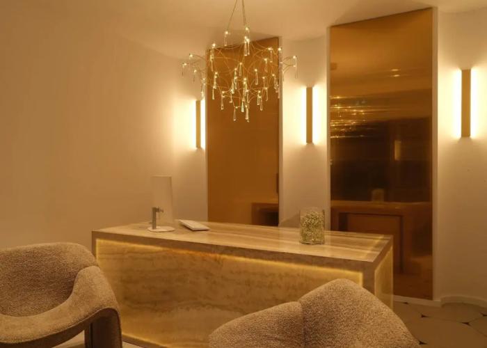 Golden Luxury Suites