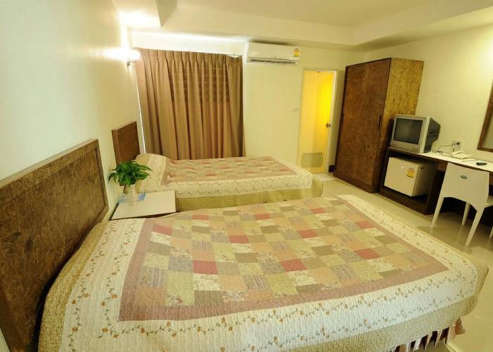 Trat Center Hotel