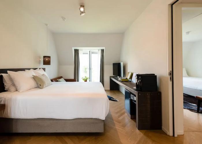 Van Heeckeren Hotel