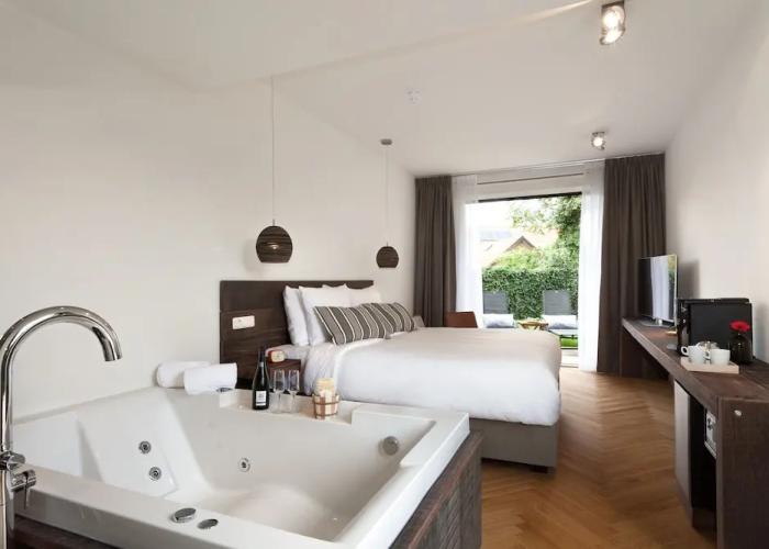 Van Heeckeren Hotel