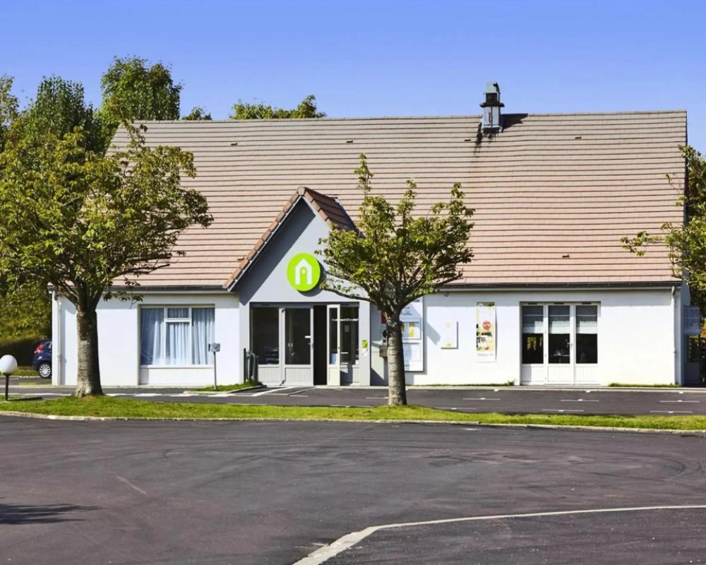 Hotel Campanile Auxerre - Monéteau