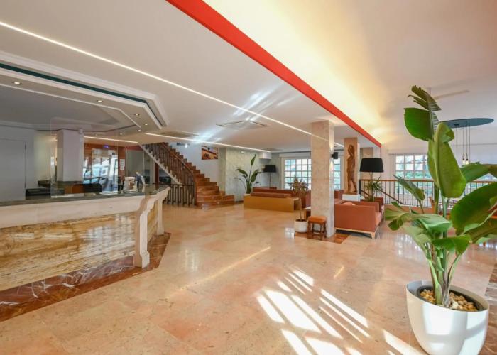 Hotel Pinos Playa