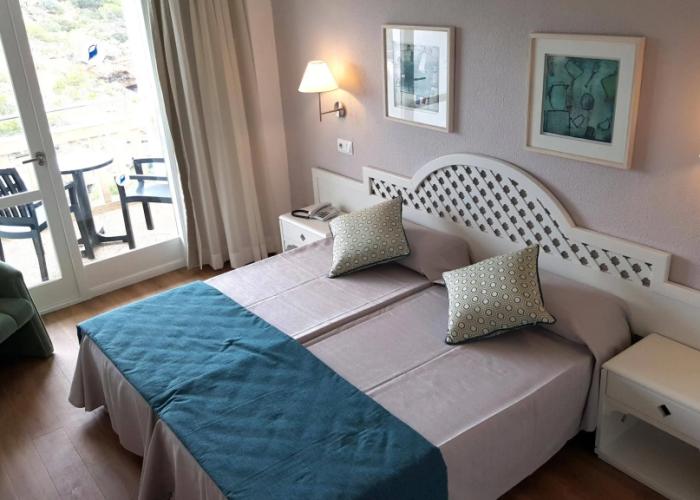 Hotel Pinos Playa