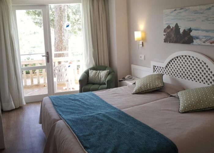 Hotel Pinos Playa