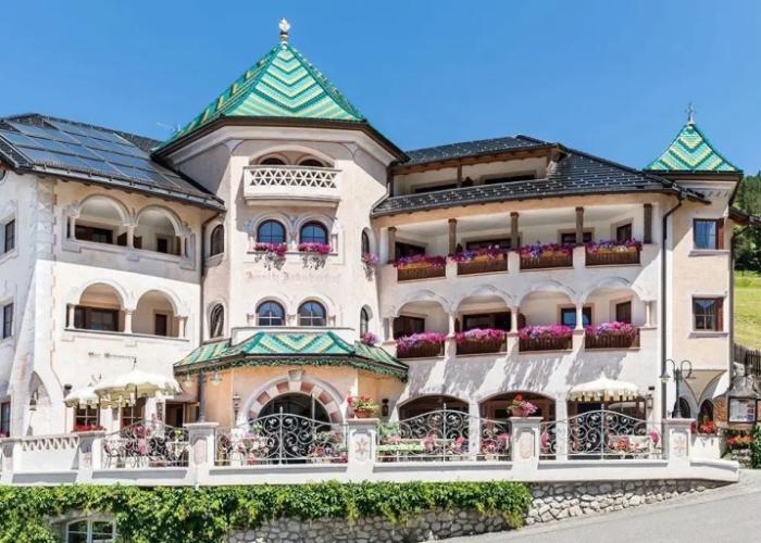 Hotel Ansitz Jakoberhof - Alpine Relax