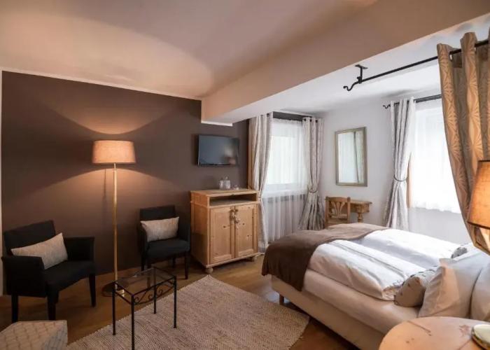 Alpstay — Chalet Hotel Hartmann