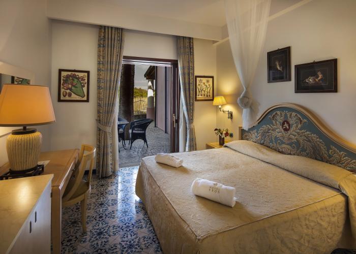 Hotel Eros