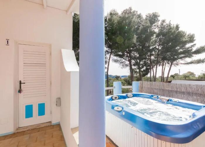 Holiday Eolie Village