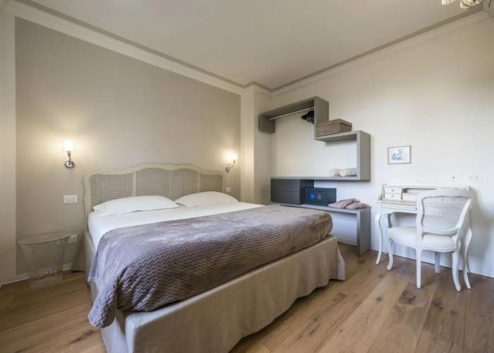 Villa Italia Luxury Suites and Apartments