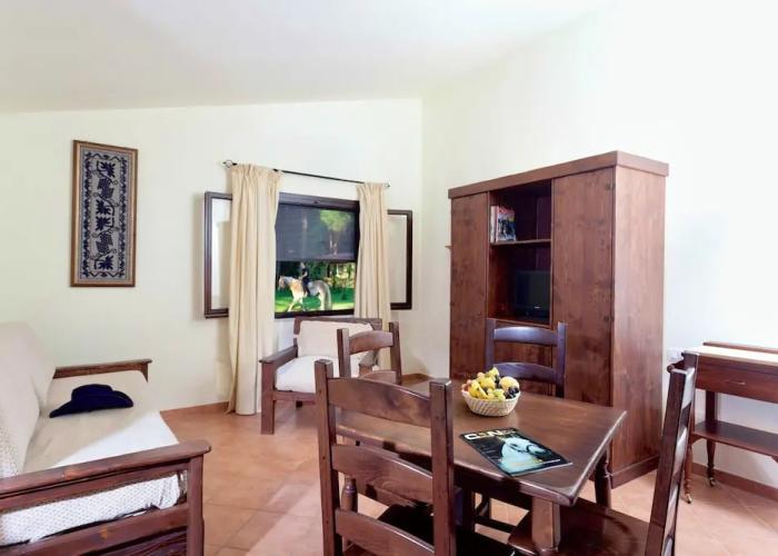 Residence with swimming-pool in Arborea