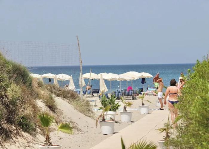Residence with swimming-pool in Arborea