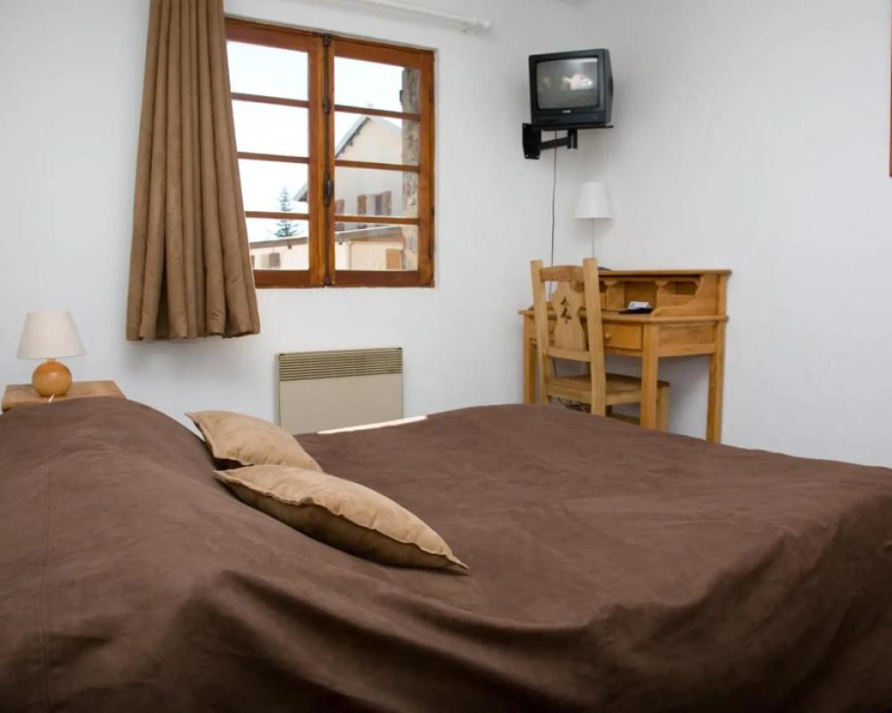 Adonis Hotel Le Chastellan