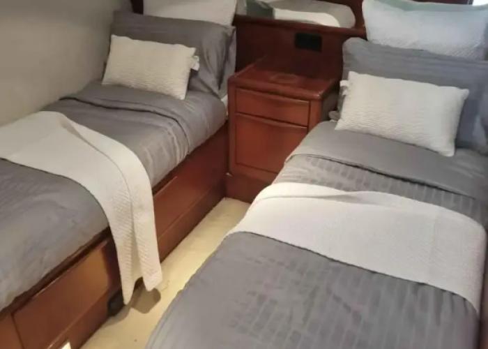 Live on a Luxury 65ft Yacht in Duquesa- Estapona