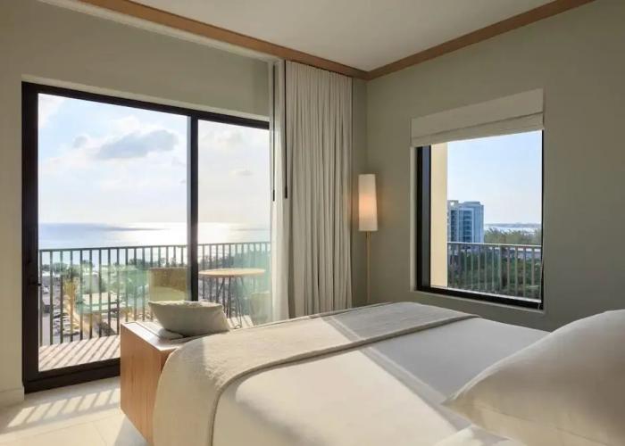 Hotel Indigo Grand Cayman by IHG
