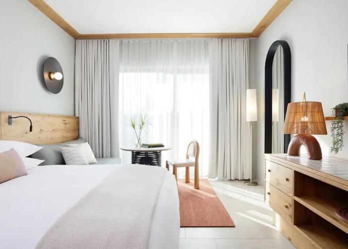 Hotel Indigo Grand Cayman by IHG