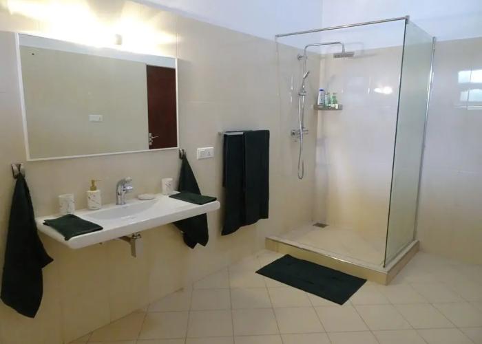 Moragalla Beach Home Guesthouse (Newly opened hotel)