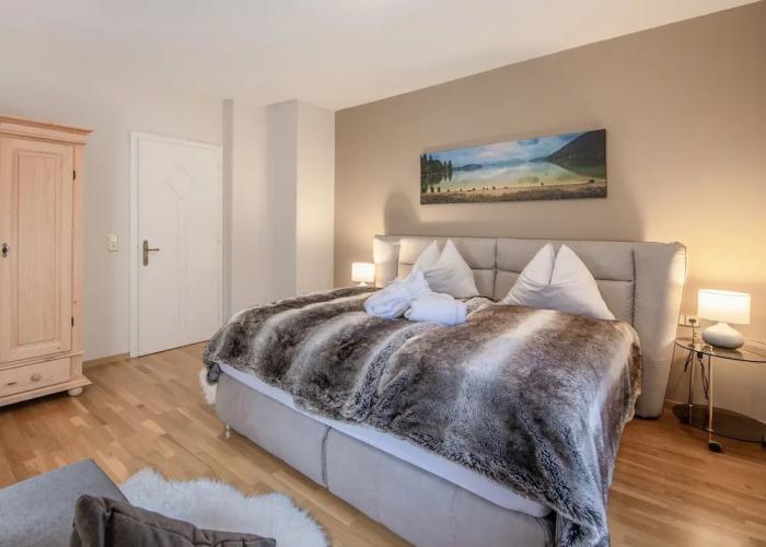 Panorama Chalet mit Sauna by BelleStay