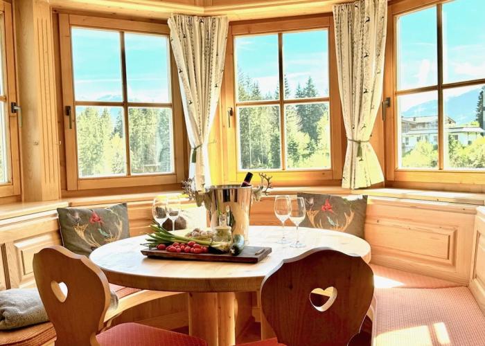 Panorama Chalet mit Sauna by BelleStay