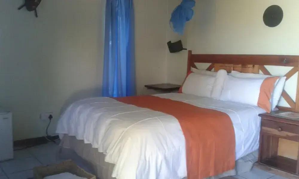 фото Maya Guest Inn