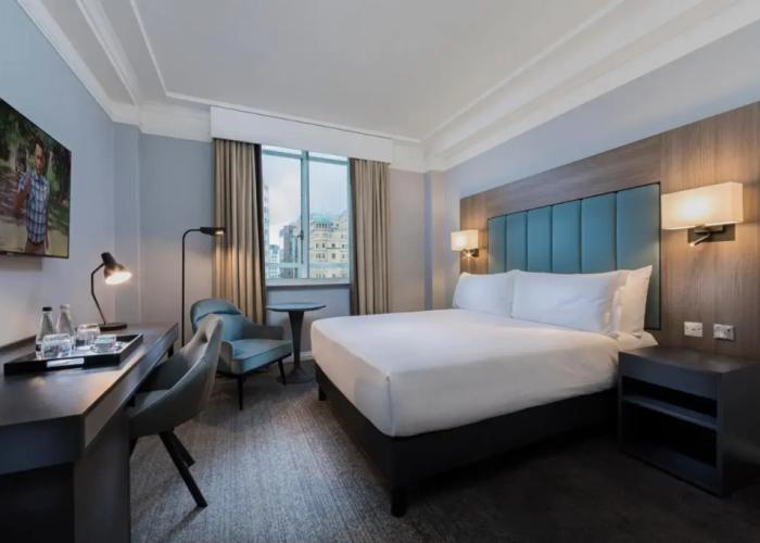 The Queens Hotel