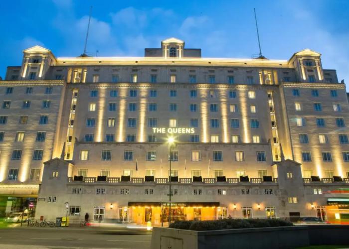 The Queens Hotel