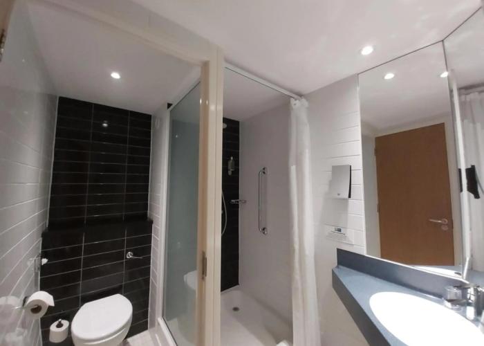 Holiday Inn Express Leeds East by IHG