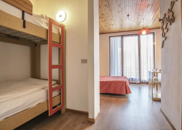 Hotel Alaska
