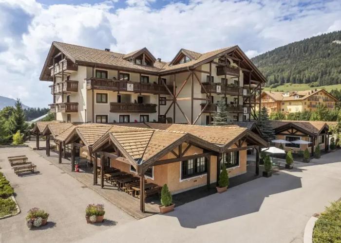 Golf Hotel