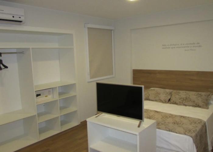 i5 Play Hotel