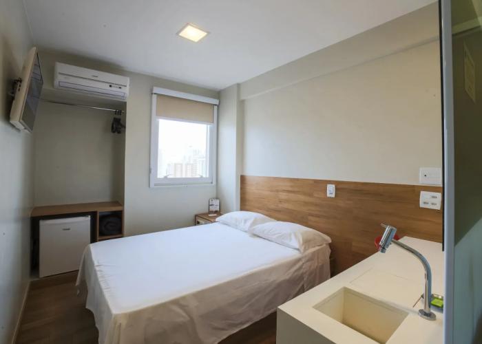 i5 Play Hotel