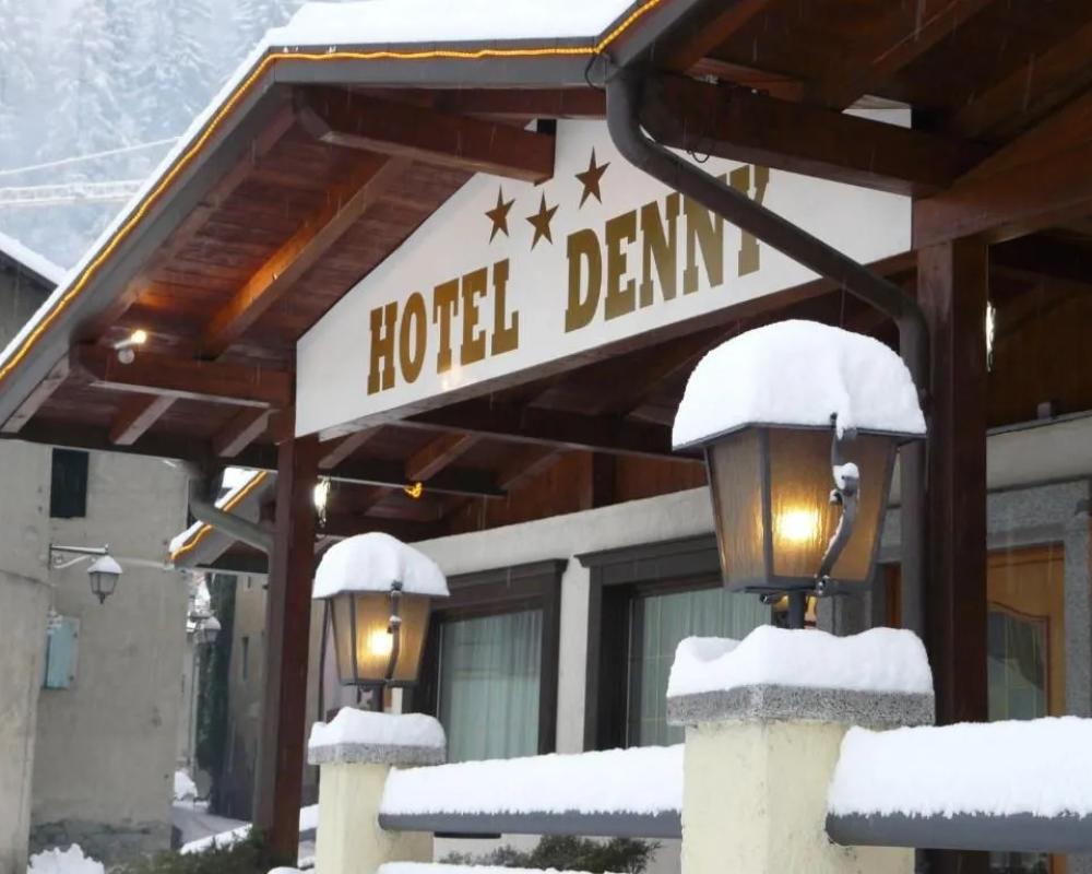 Hotel Denny