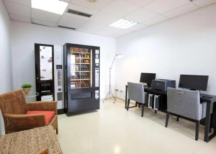 B&B HOTEL Logroño Las Cañas