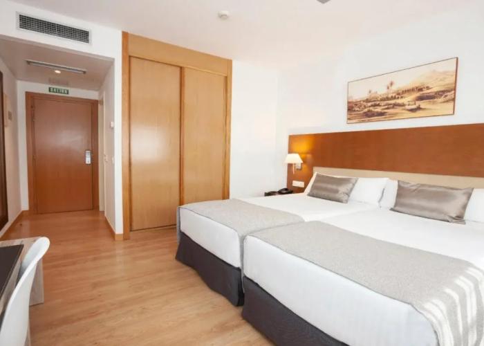 B&B HOTEL Logroño Las Cañas