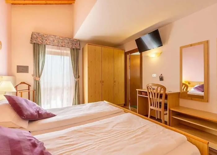 Alpine Touring Hotel