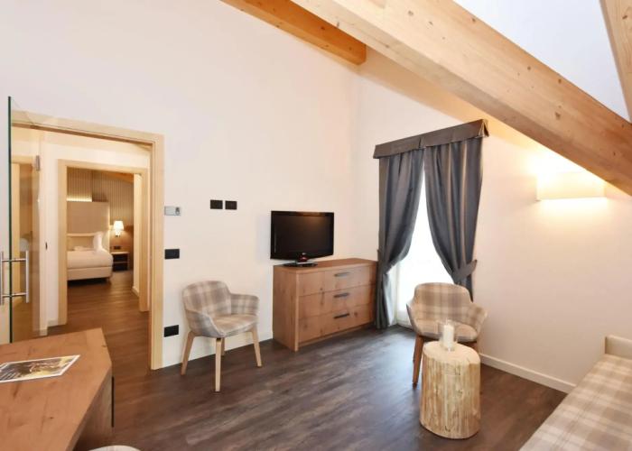 X Alp Hotel