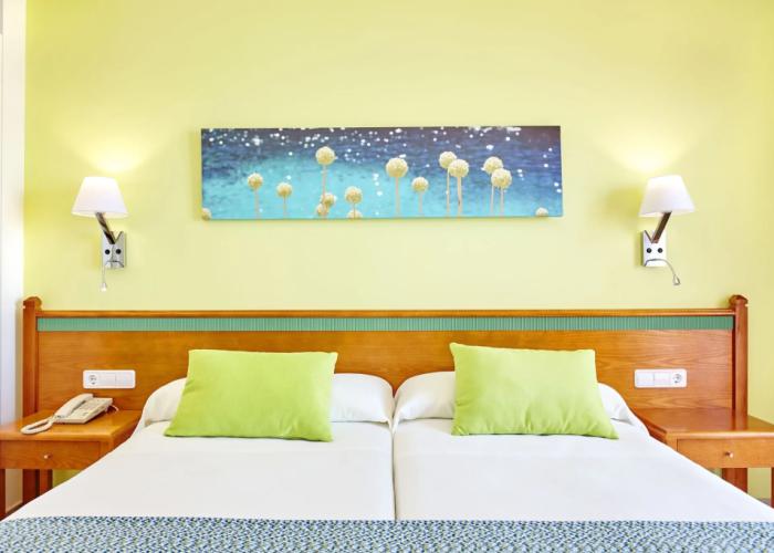 Universal Hotel Laguna