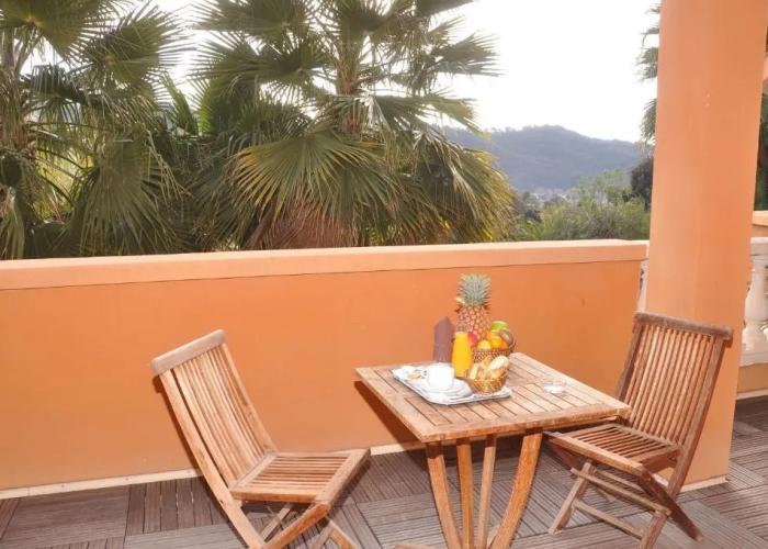 Appart Hotel Lou Castelet