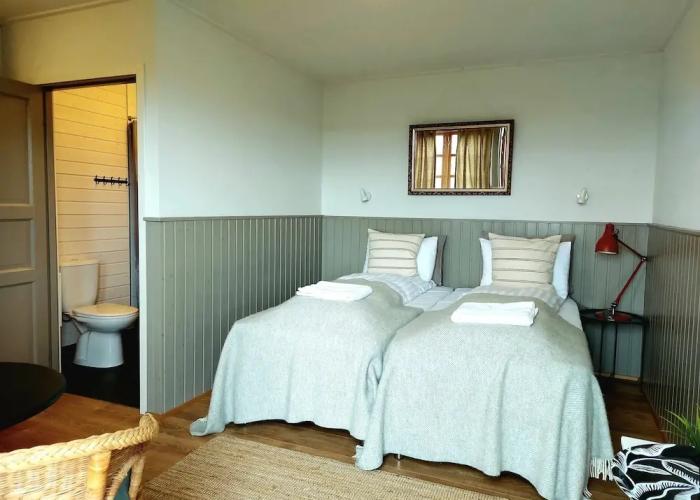 Riverfront Lodge