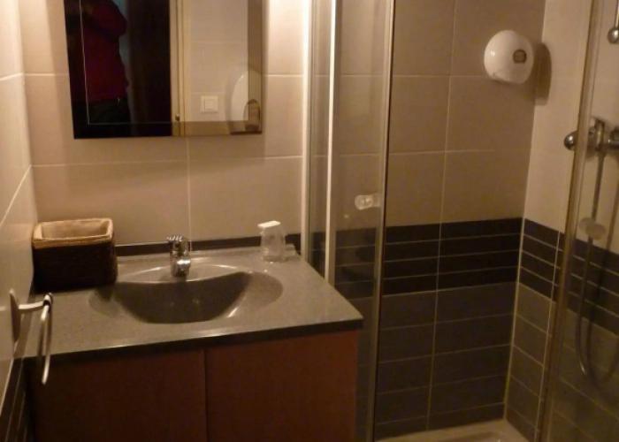 Ad Cyber Hotel