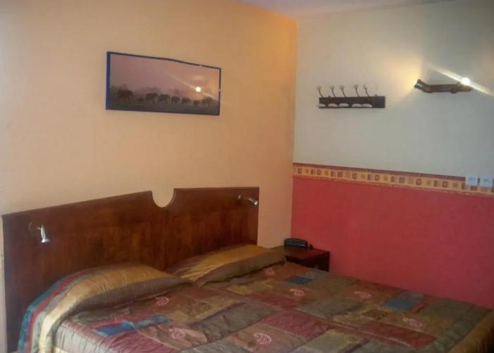 Ad Cyber Hotel