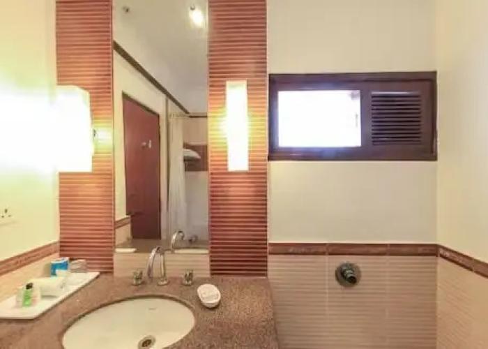 Chanakya BNR Hotel Puri