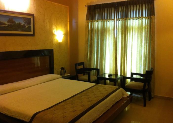 Hotel Holiday Resort