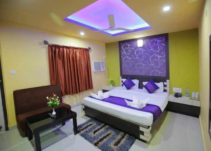 Hotel Pushpa - Berries Group of Hotels