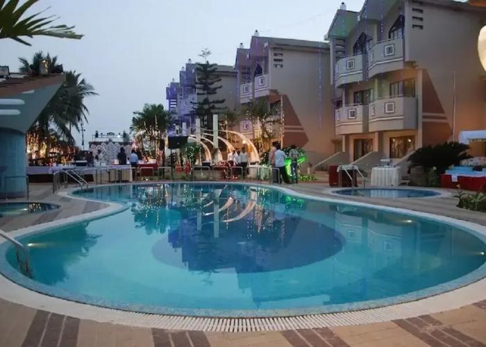 Hotel Sagar Tarang (Berries Group)