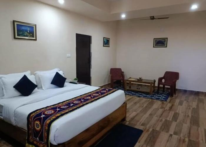 Goroomgo Silicon Residency Puri